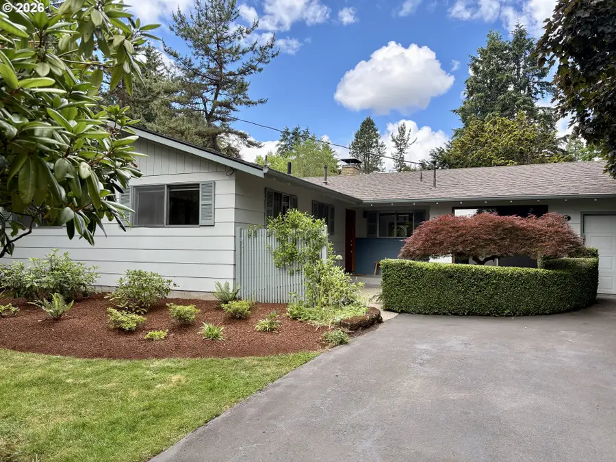 145 S Ridge Dr, Portland, OR 97219 - #2