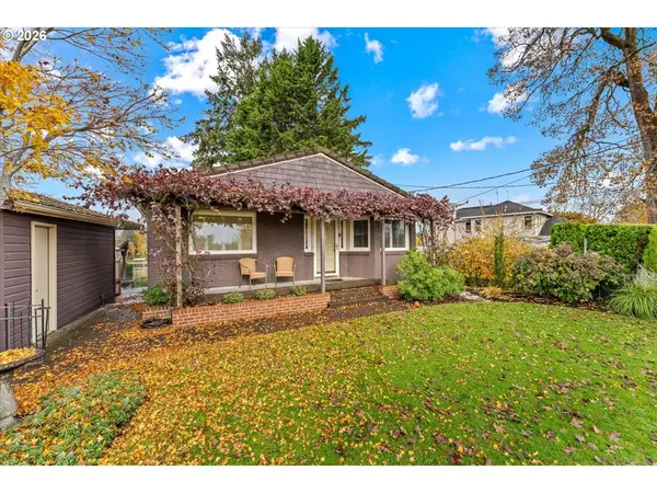 21047 NE Interlachen Ln, Fairview, OR 97024