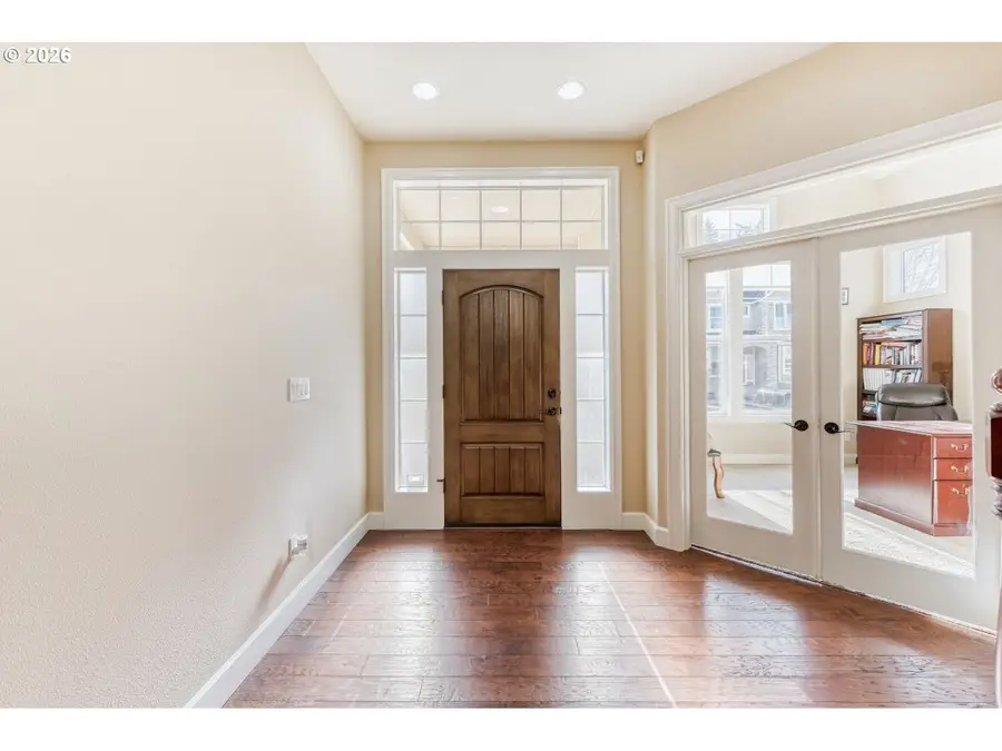 15411 NW Dominion Dr, Portland, OR 97229 - Image #2