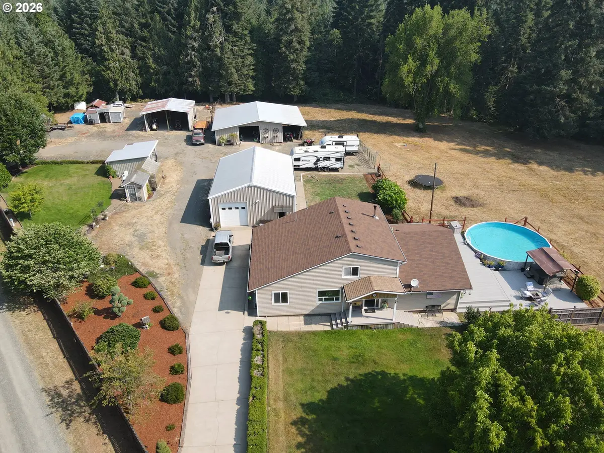 80235 E Hill Rd, Cottage Grove, OR 97424 - #1