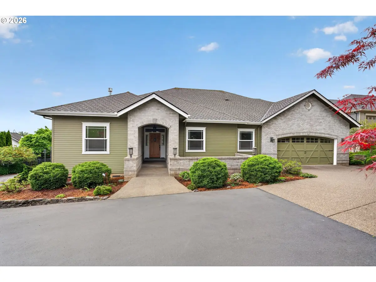 392 SW Dogwood Dr, Dundee, OR 97115 - #1
