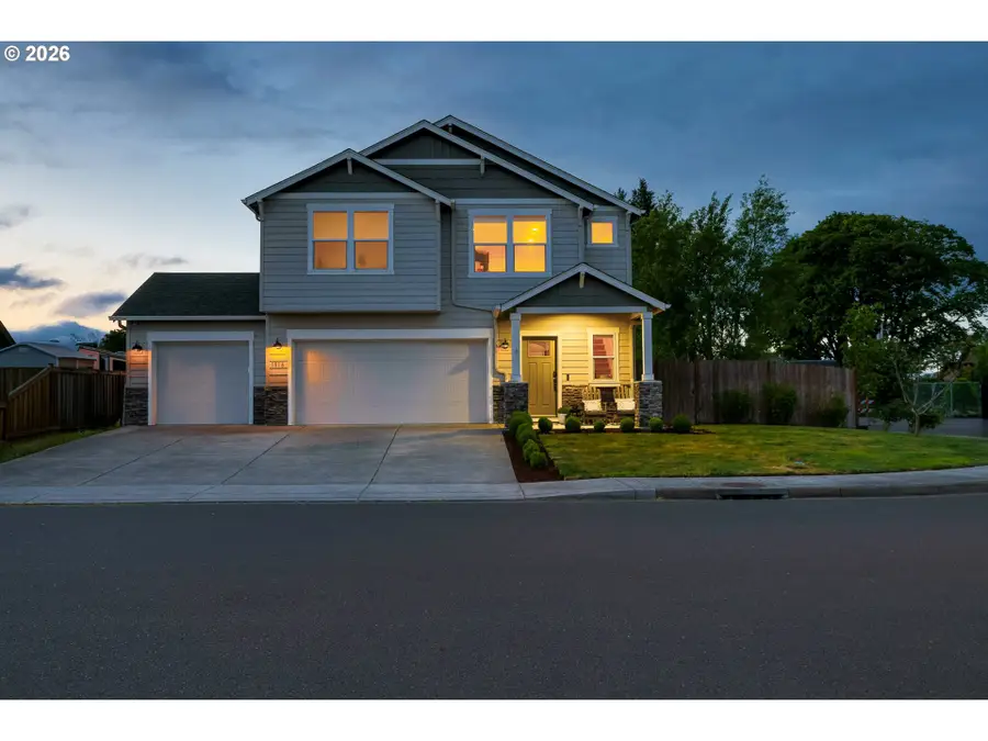 1816 W 4th Ave, Junction City, OR 97448 - #2