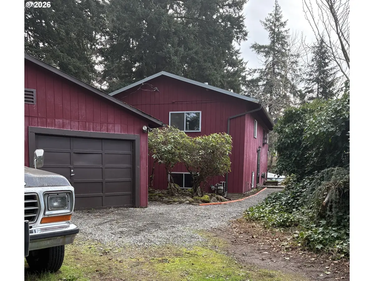 1742 SE 142nd Pl, Portland, OR 97233 - #1
