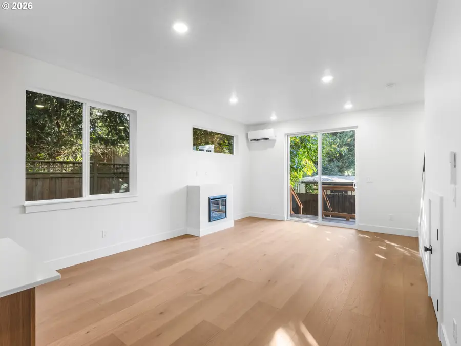 2084 N Watts St #4, Portland, OR 97217 - #3