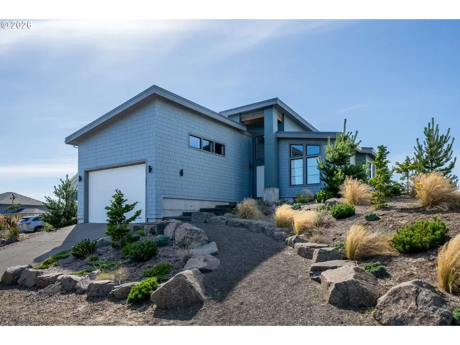 557 Sea View Dr, Manzanita, OR 97130 - #3
