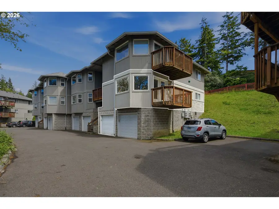 3840 Buccaneer Ln #A, North Bend, OR 97459 - #2