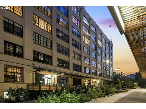 1400 NW Irving St #723, Portland, OR 97209