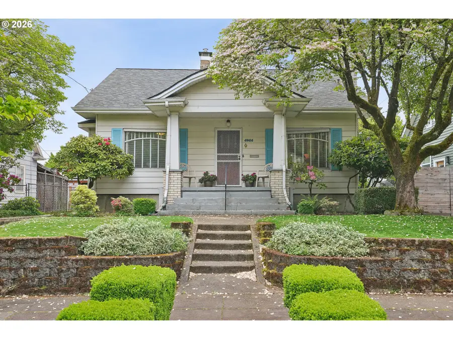 4044 N Massachusetts Ave, Portland, OR 97227 - #3