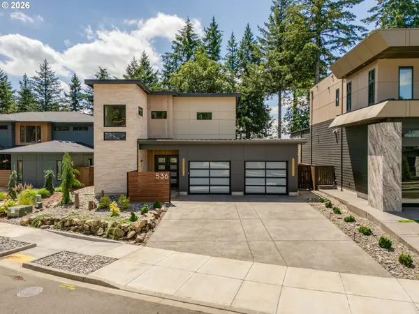 536 NE Province Dr, Camas, WA 98607