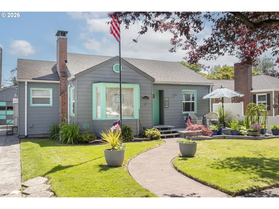 2649 Field St, Longview, WA 98632 - #2