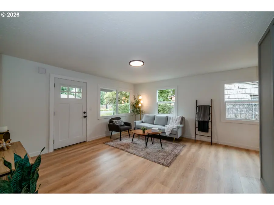 9424 SE Bell Ave, Milwaukie, OR 97222 - #3