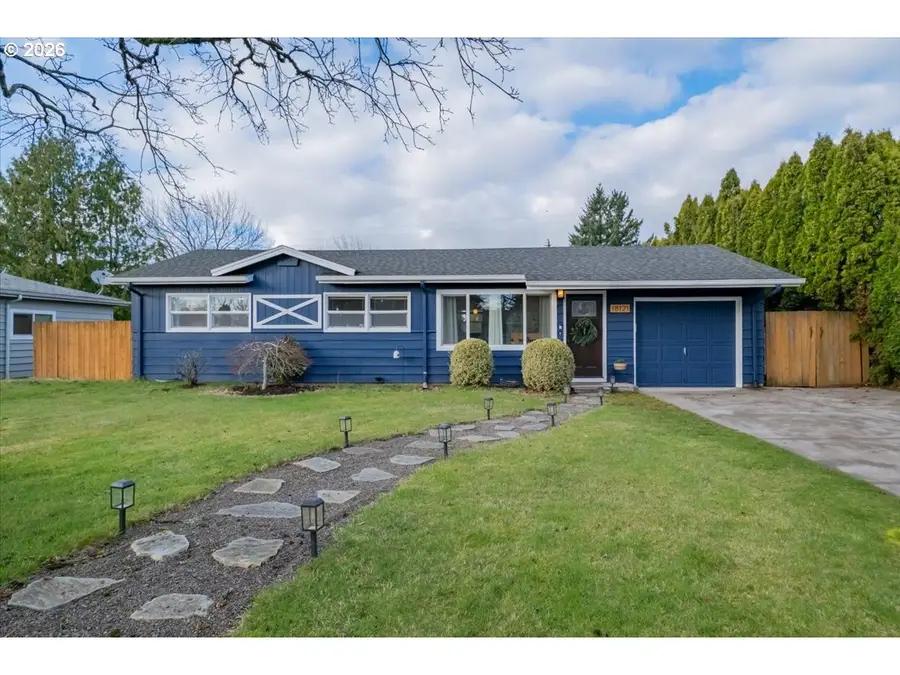 18121 SE Lincoln St, Portland, OR 97233 - #2