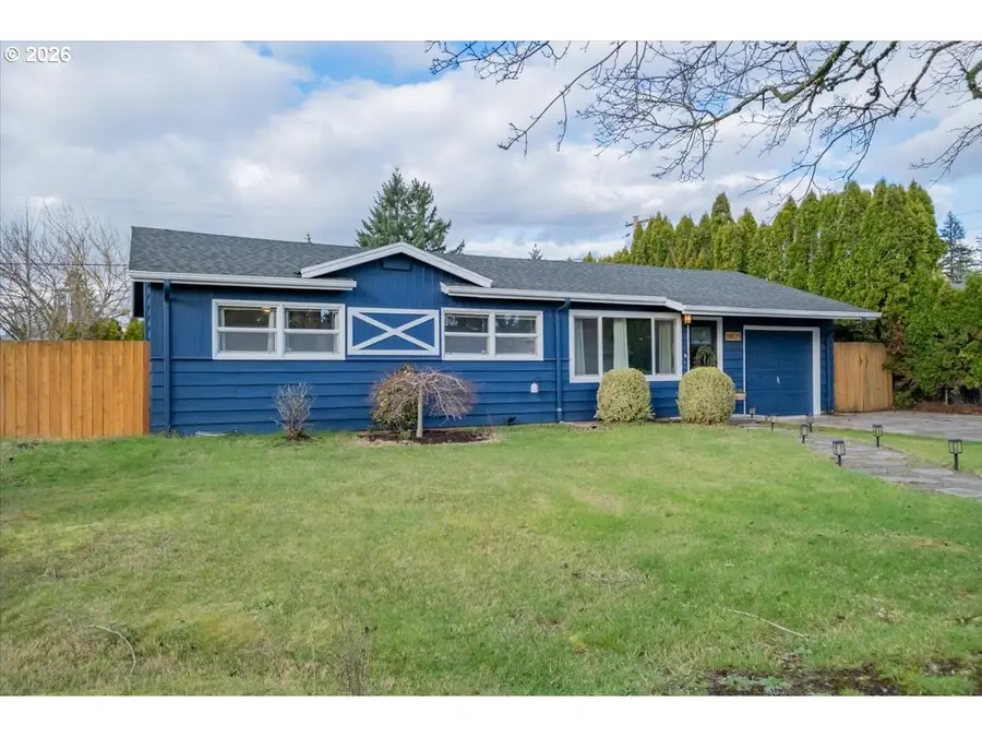 18121 SE Lincoln St, Portland, OR 97233 - #3