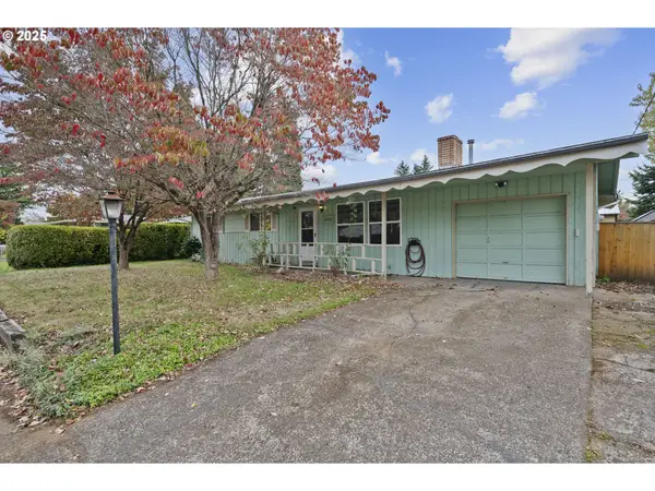 18918 NE Davis St, Portland, OR 97230