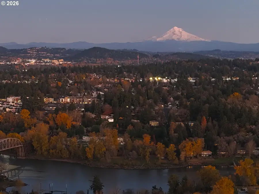 571 2nd St, Lake Oswego, OR 97034 - #3