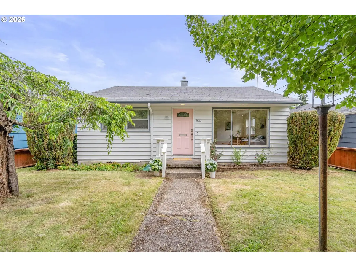 6025 SE Knight St, Portland, OR 97206 - #1