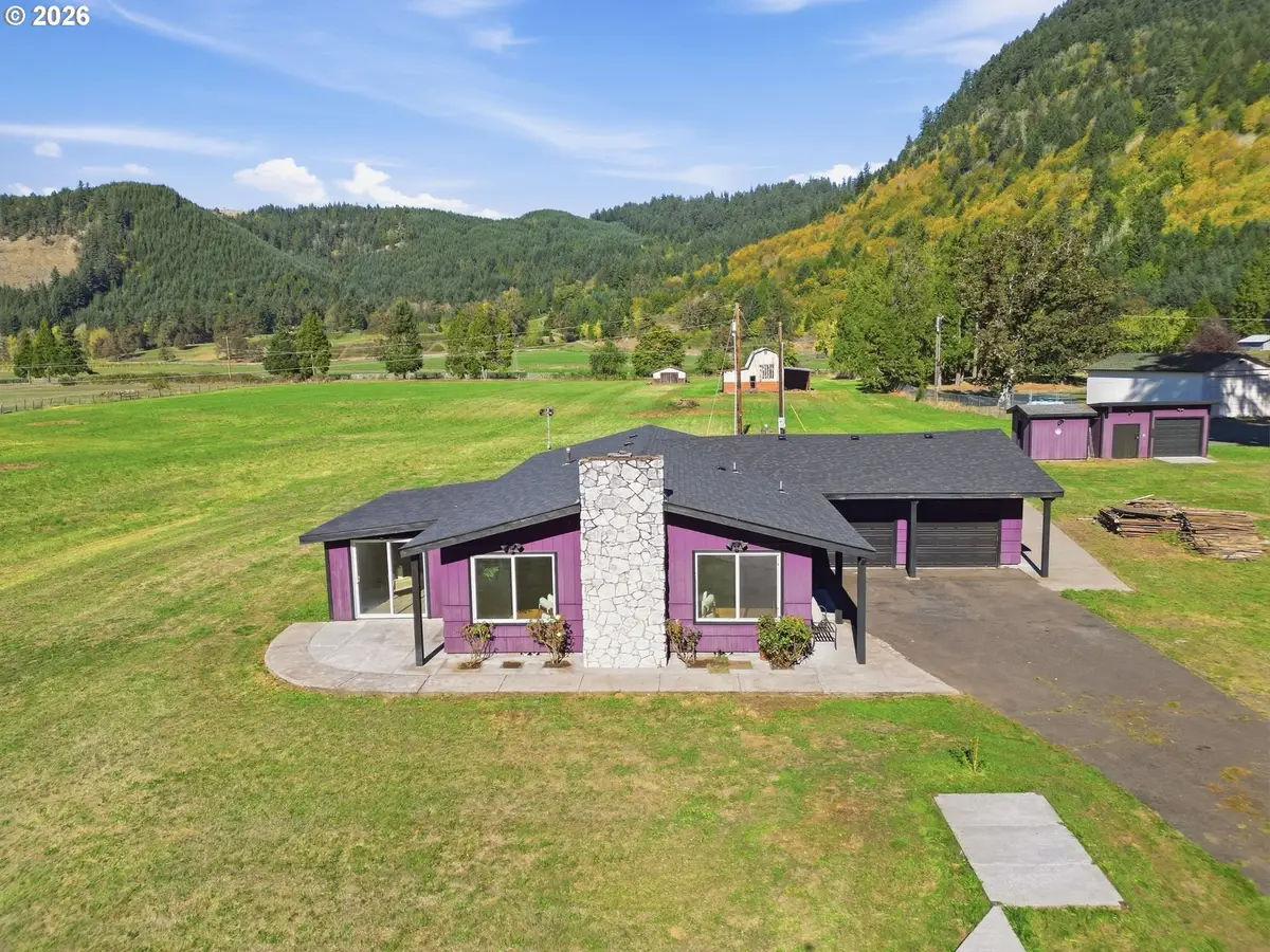 37109 Row River Rd, Dorena, OR 97434 - #1