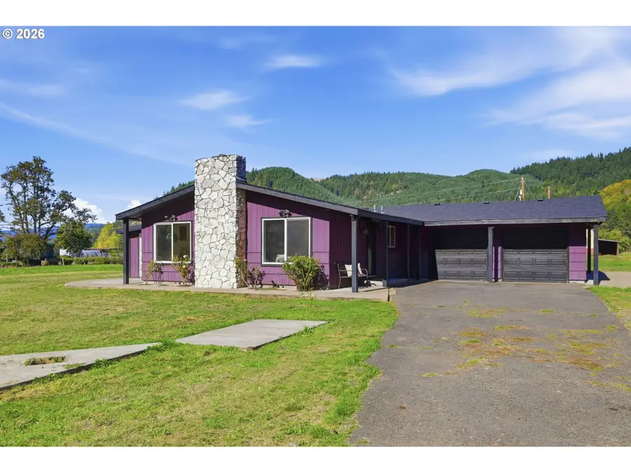 37109 Row River Rd, Dorena, OR 97434 - #2
