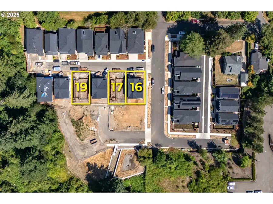 7733 SW 42nd Ave, Portland, OR 97219 - Image #2