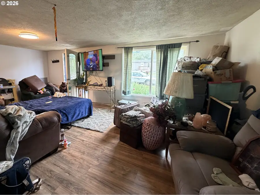 1021 Hill St, Tri City, OR 97457 - #2