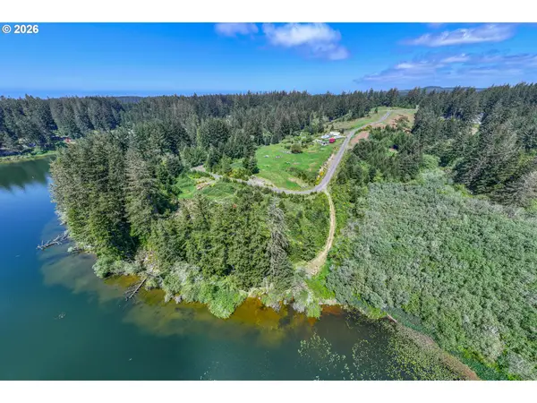 Clear Lake #20, Florence, OR 97439
