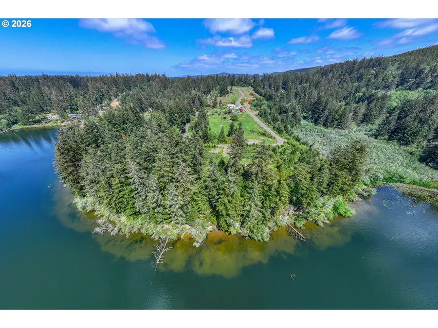Clear Lake #20, Florence, OR 97439 - #2