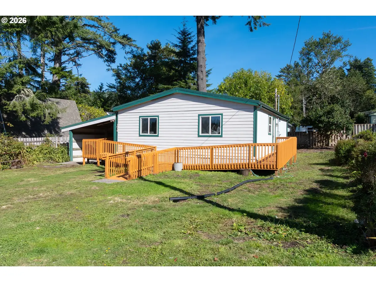 1016 S Dolphin St, Rockaway Beach, OR 97136 - #1