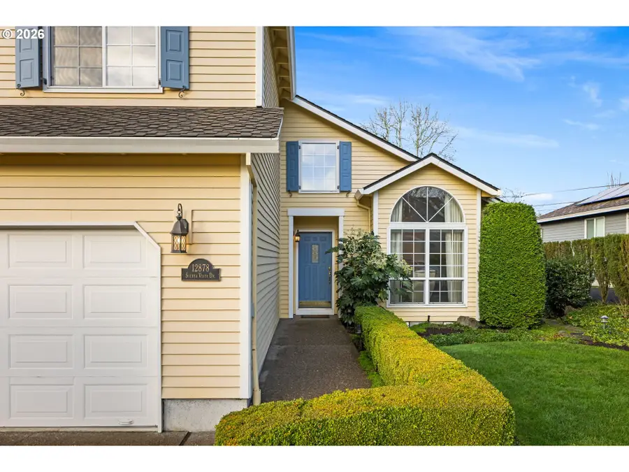 12878 SW Sierra Vista Dr, Lake Oswego, OR 97035 - #3