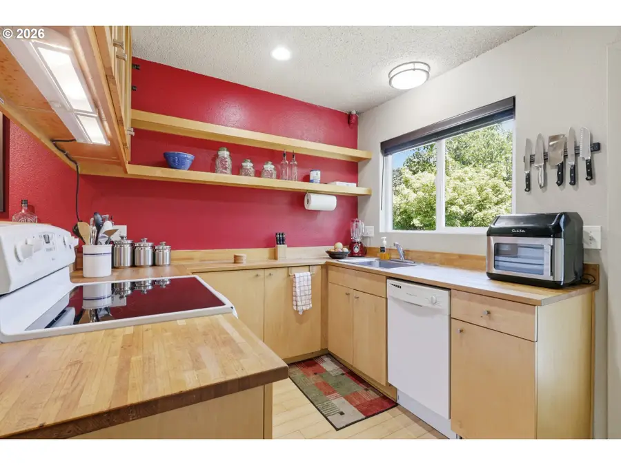 1300 NE 68th Ave #13, Portland, OR 97213 - #3
