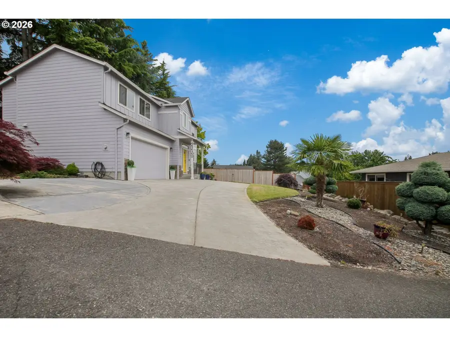 2220 NW 110th Cir, Vancouver, WA 98685 - #3