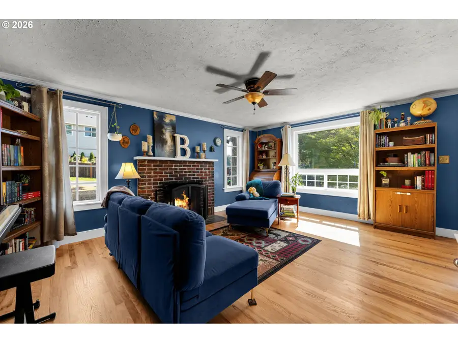 761 S 25th Pl, Ridgefield, WA 98642 - #3