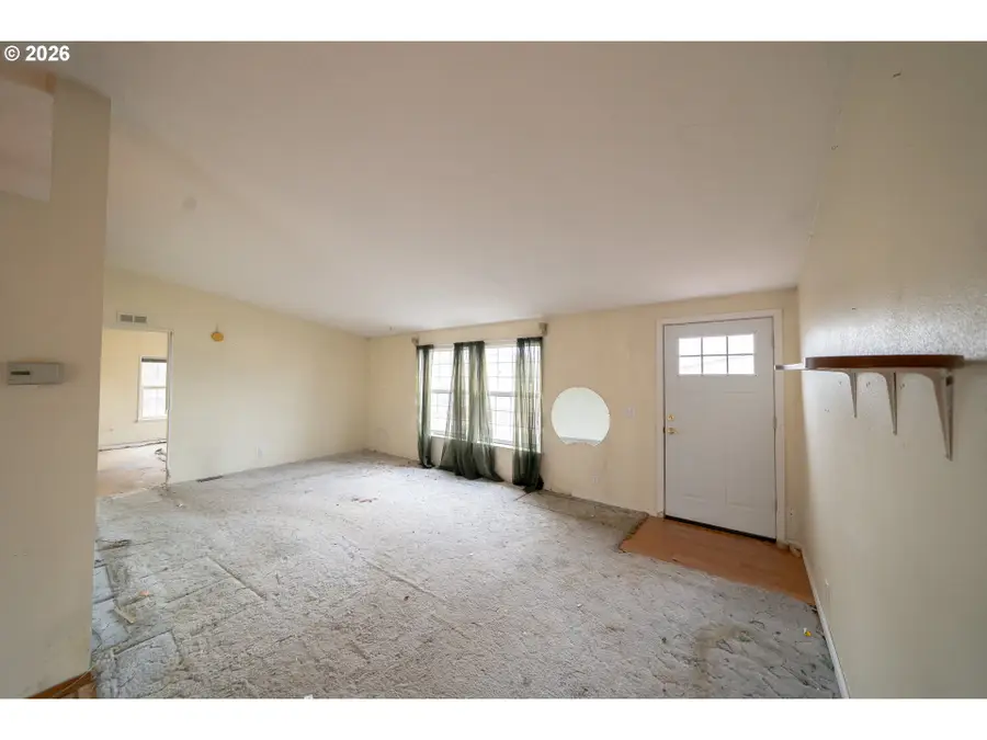 777 College Park Dr Nw #49, Albany, OR 97322 - Image #3