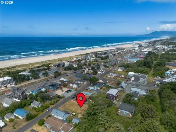 S Anchor St, RockawayBeach, OR 97136