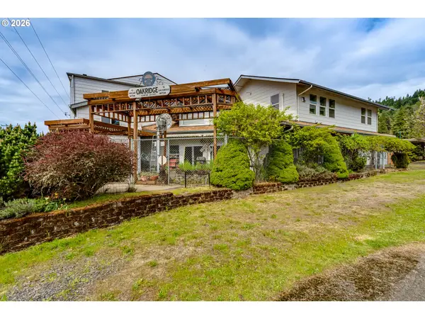 48251 Commercial St, Oakridge, OR 97463