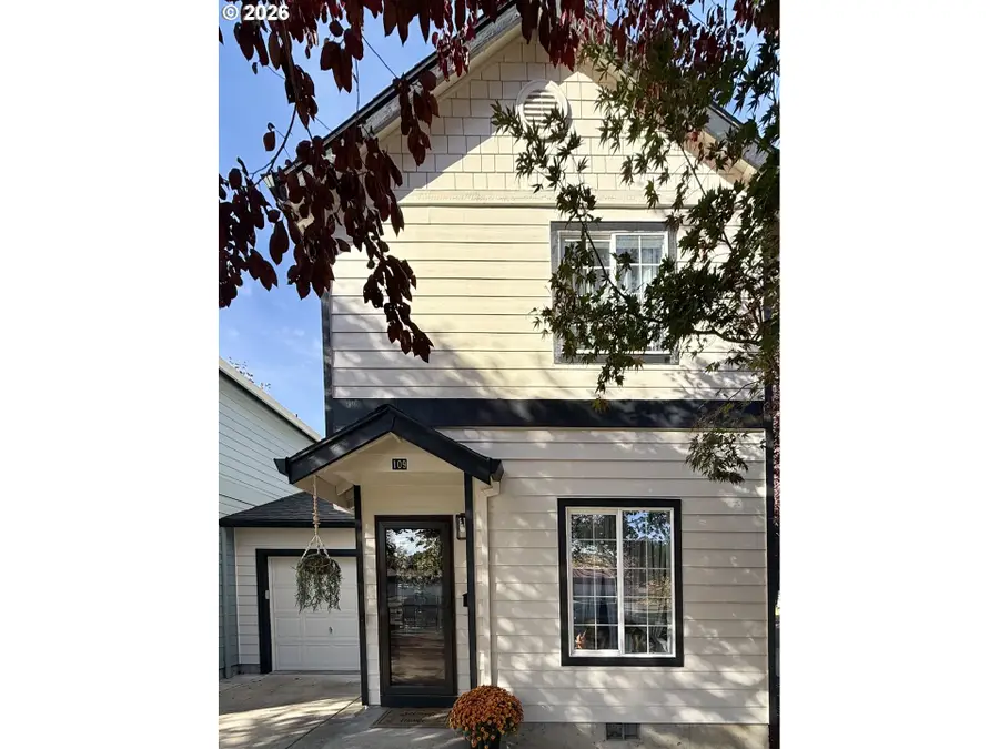 109 NW 8th St, Gresham, OR 97030 - #2