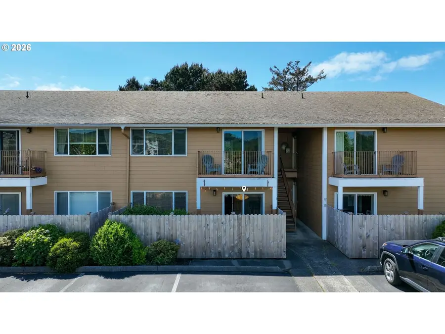 320 Necanicum Dr #9, Seaside, OR 97138 - #3