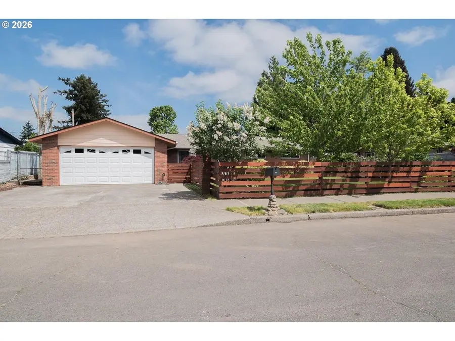 18411 NE Davis St, Portland, OR 97230 - #2