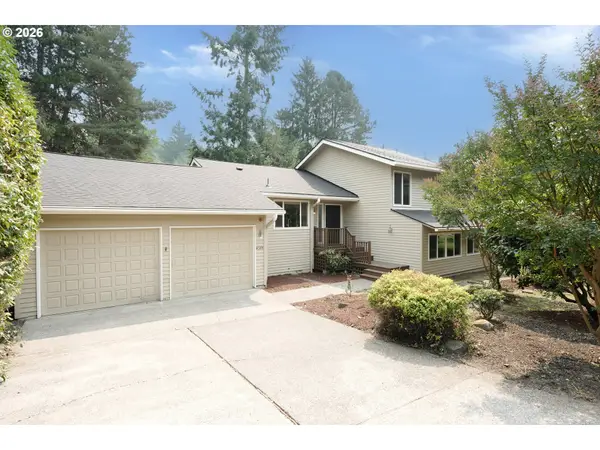 14584 Rainbow Dr, LakeOswego, OR 97035