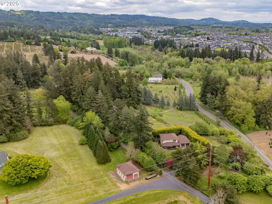 18036 NW Emmaus Ln, Portland, OR 97231 - Image #2