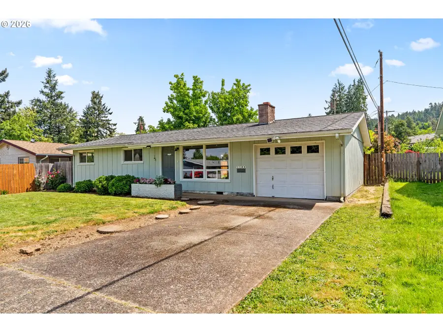 1128 S 11th St, Cottage Grove, OR 97424 - #3