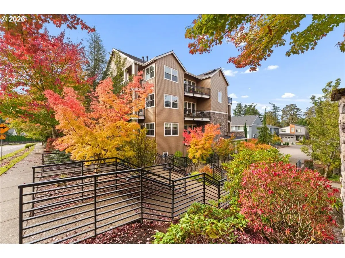 11758 SE Crested Eagle Ln #G5, Happy Valley, OR 97086 - #1