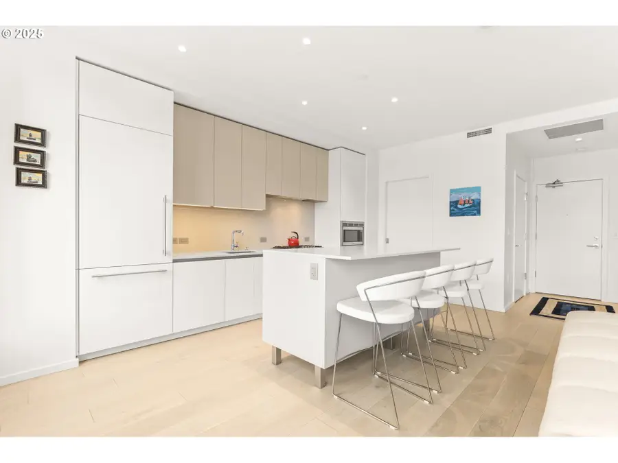 1150 NW Quimby St, Portland, OR 97209 - Image #3