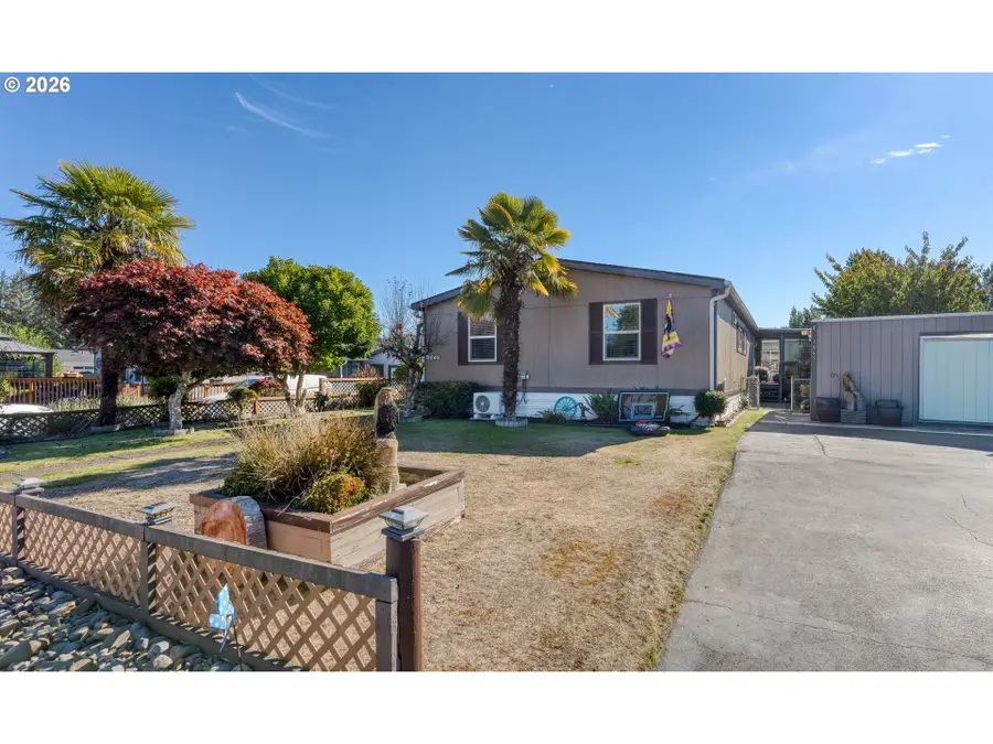 3065 Knott Ter, Coos Bay, OR 97420 - #2
