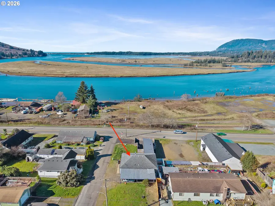 67 Spruce St, Wheeler, OR 97147 - #3