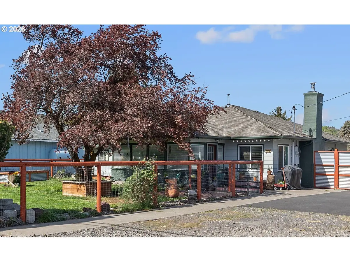 505 S Main St, Prineville, OR 97754 - #1