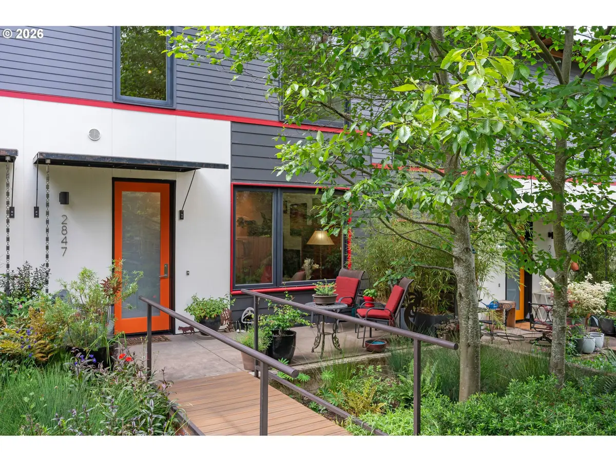 2847 Friendly St, Eugene, OR 97405 - #1