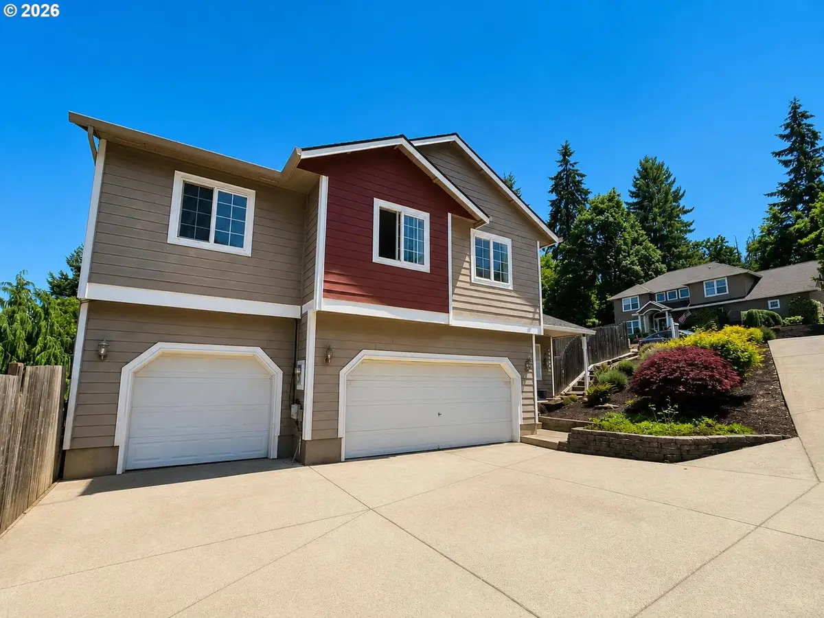 6842 Jessica Dr, Springfield, OR 97478 - #1