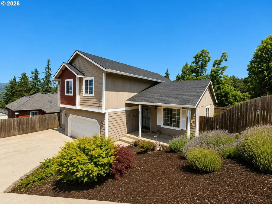 6842 Jessica Dr, Springfield, OR 97478 - #2