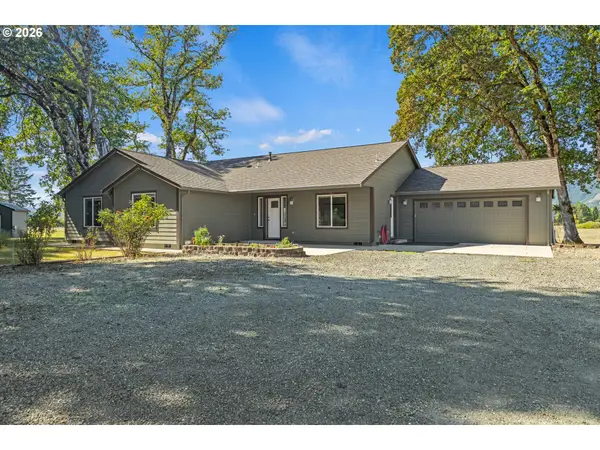 19521 Highway 42, CamasValley, OR 97416
