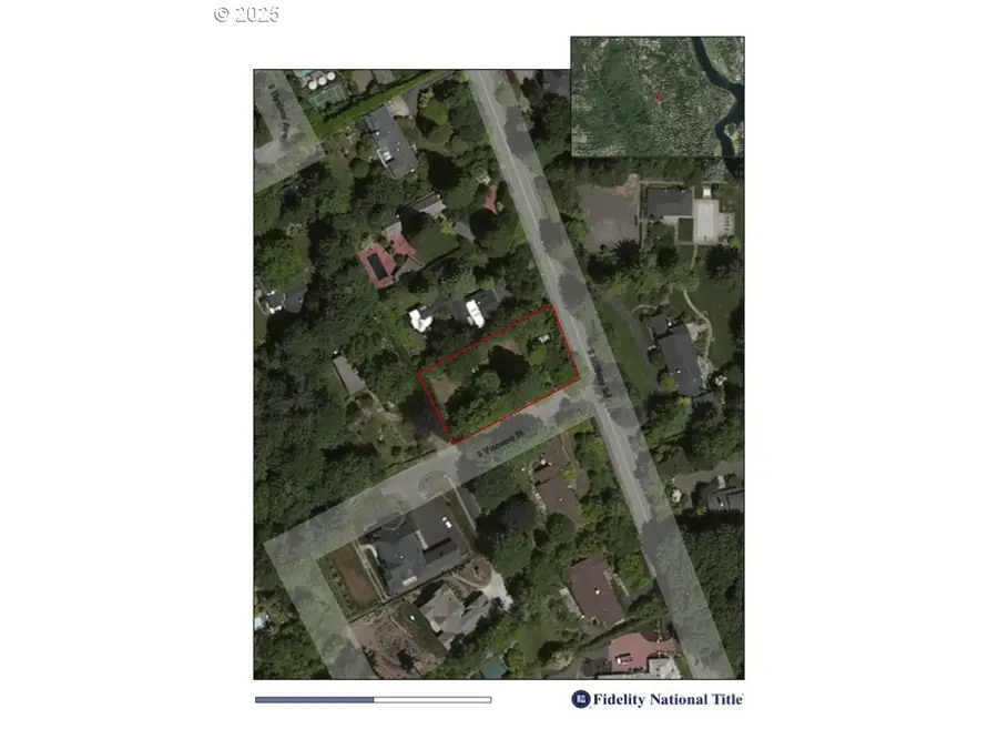 975 S Vacuna St, Portland, OR 97219 - Image #2